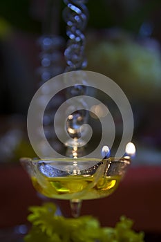 Oil lamp