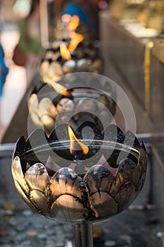 Oil lamps lining