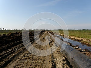 Oil pipeline technology
