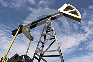 Oil pump jack