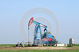 Oil pump jack and pipeline