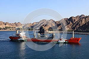 Oil refinery in Fujairah photo