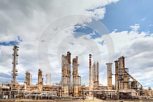 Oil refinery petrochemical distillation industry