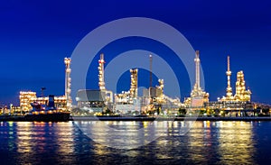 Oil refinery plant