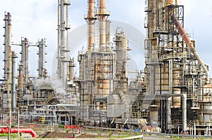 Oil refinery plant