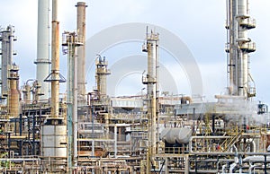 Oil refinery plant