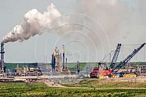 Oil refinery plant and heavy equipment