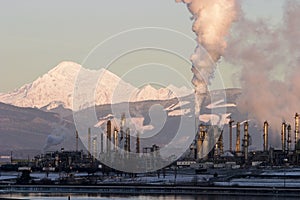 Oil Refinery With Steam