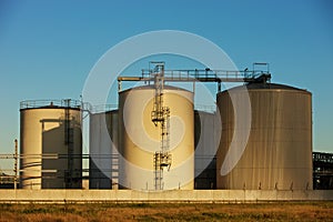 Oil refinery tanks