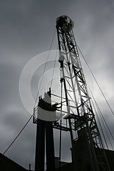 Oil rig photo