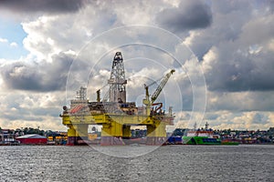 Oil rig a cloudy day