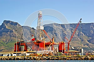 Oil rig in the ocean bay