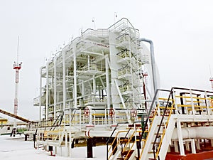 Oil separation unit. The primary separation stage and the final stage of separation in one physical block.
