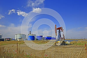 Oil storage tank, industrial equipment