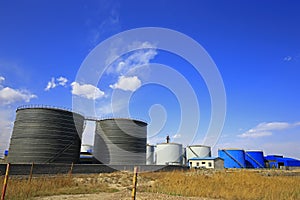 Oil storage tank, industrial equipment