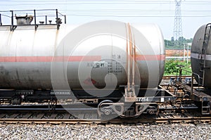 Oil tank truck train