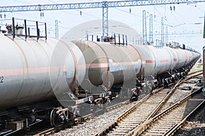 Oil tank truck train