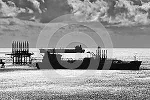 Oil tanker