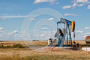 Oil well photo