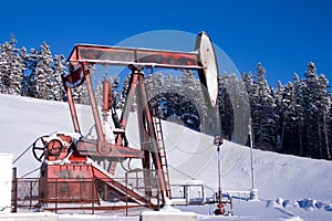 Oil well pump jack mountains
