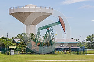 Oil well and water tower in Brun