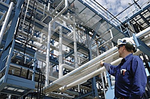 Oilrefinery and engineer