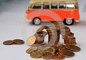 ÃÂ¡oins on car background