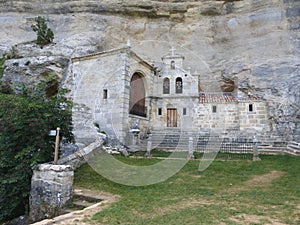 OJO GUAREÃÆÃ¢â¬ËA IN THE MERINDADES, BURGOS photo