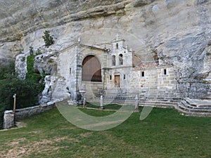 OJO GUAREÃÆÃ¢â¬ËA IN THE MERINDADES, BURGOS photo