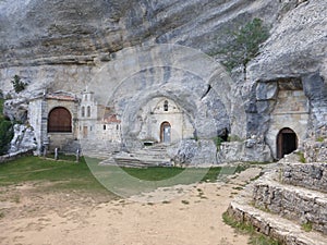 OJO GUAREÃÆÃ¢â¬ËA IN THE MERINDADES, BURGOS photo