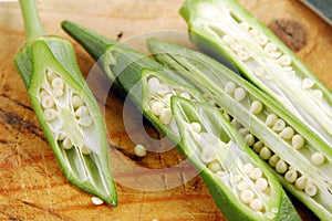 Okra (Makuea Sawanh)