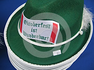 Oktoberfest ist wunderbar hats!!