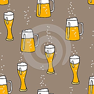 Oktoberfest Seamless pattern. Mug and glass with beer on brown background. Hand drawn vector doodle sketch. For Pub