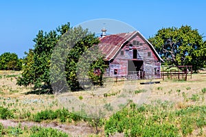 Old Abandonded Barn in Rural Oklahoma