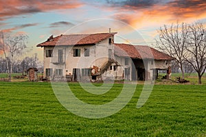 Old abandoned italian farmhouse