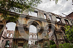 Old abandoned synagogue in Mariupol