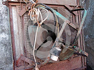 Old Air Cooler Machine