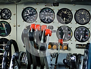 Old Aircraft Instruments 3