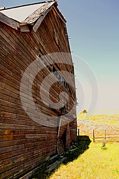 Old Barn on the plains