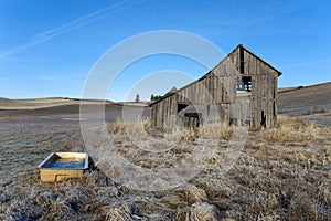 Old barn and a tub.