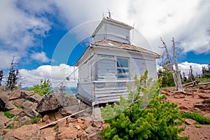 Old Black Butte Look-out Hut