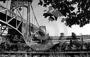 Old bridge in summertime - Alte DrehbrÃ¼cke von Wilhelmshaven