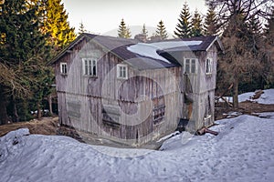 Old building in Owl Mountains