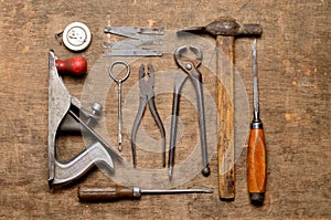 Old carpenter's tools for working with wood