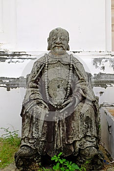 Old Chainese Sculpture