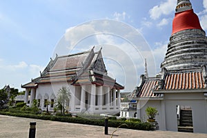 The Old Chedi and Chapel of Wat Phra Samut Chedi Temple