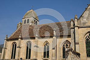 The old church of Guiry en Vexin