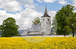 Starý kostel v obci Ludrová, Slovensko