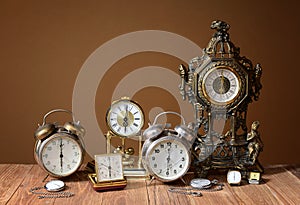 Old clocks, alarm clocks and handheld clocks