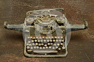 Old collapsing typewriter.